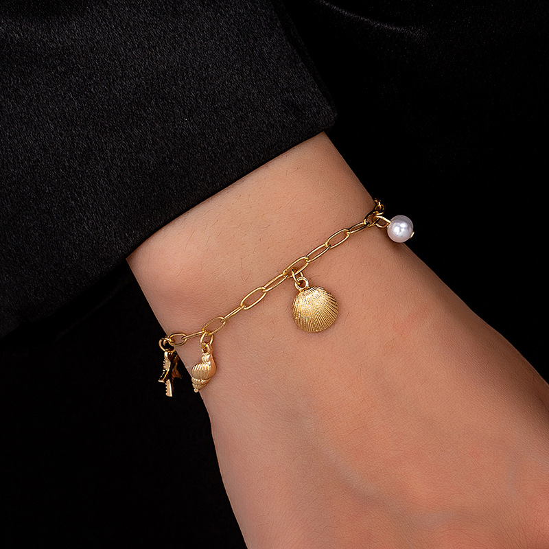 Gold Tone Shell & Starfish Jewellery Set | Beach Choker Necklace & Bracelet for Women | Summer Holiday Vacation Jewelry | Nautical Ocean Charm Set | Dainty Gifts for Her