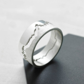 Personalised Solid Sterling Silver Mens Coastline Map Ring Personalised Solid Sterling Silver Mens Coastline Map Ring