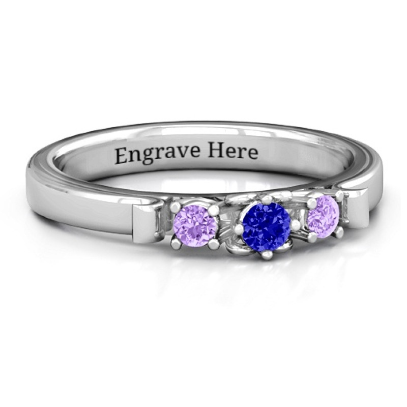3-stone ring with heart gallery detail