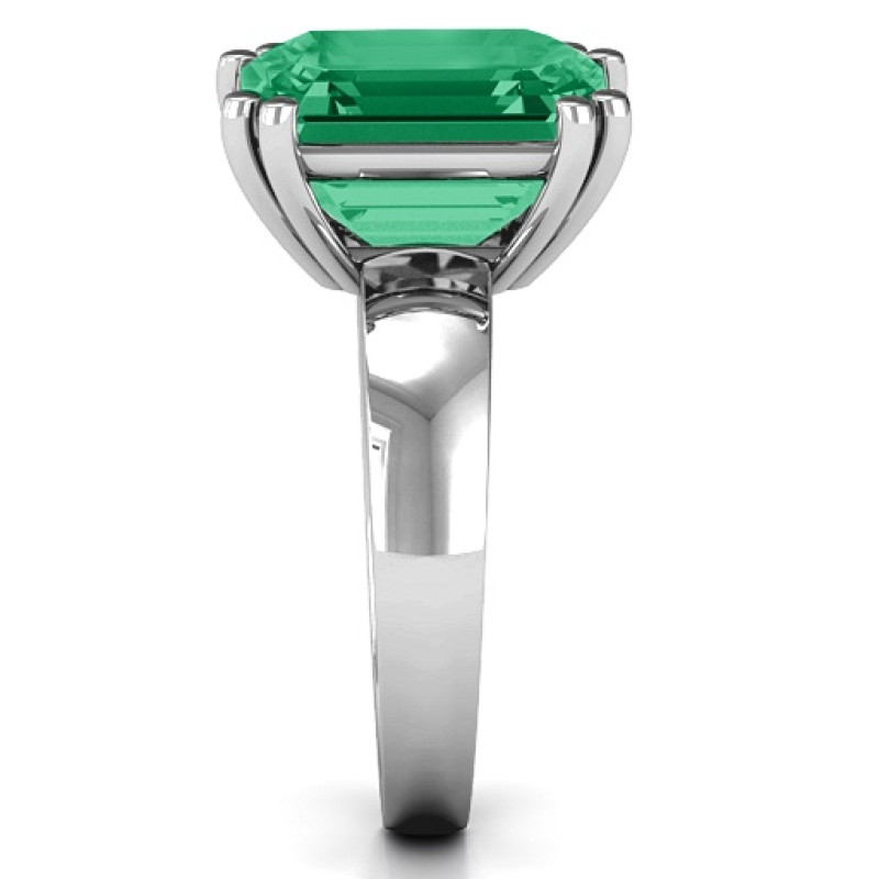 Basket Set Emerald Cut Ring View Basket-set emerald cut ring view