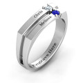Grooved square-topped women's ring detail view