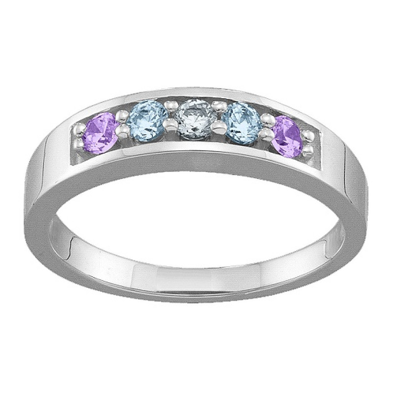 Geometric ring with a rectangular centre detail and round gemstones