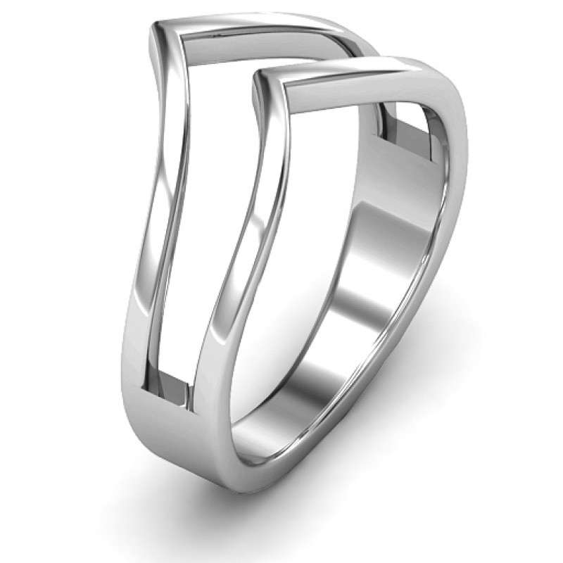 Peaks and Valleys Geometric Ring - Product View Peaks and Valleys geometric double-V ring product view