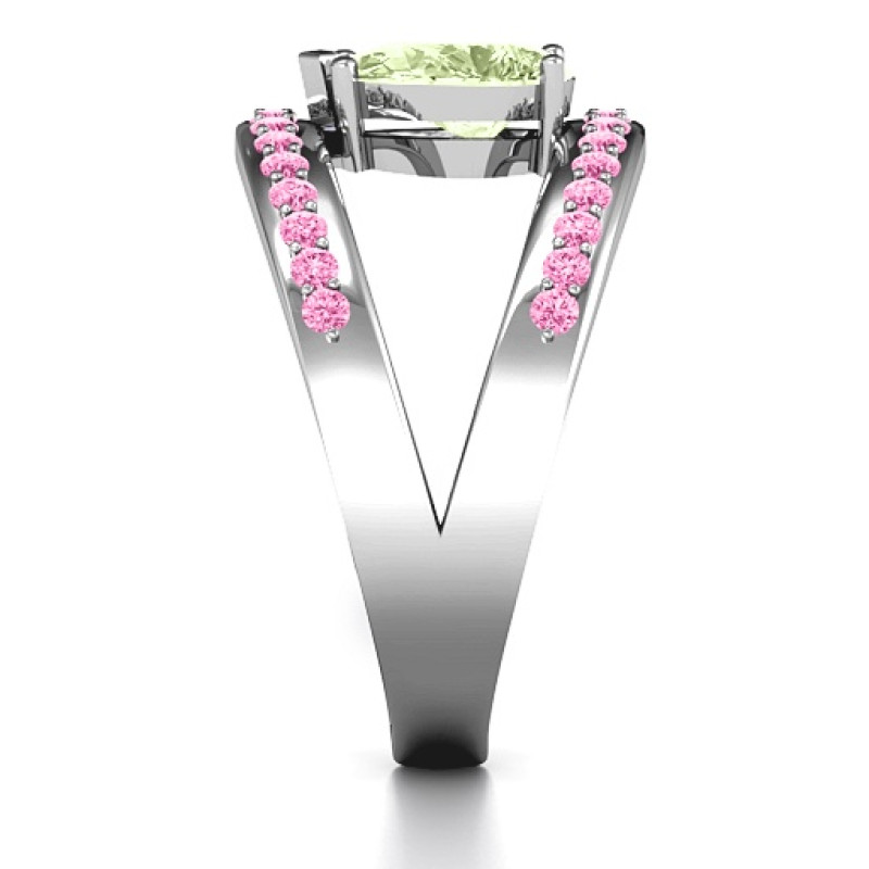 Pear With Flair Ring with Accents Personalised pear-cut ring with accent stones