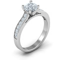 Elegant Duchess ring with round centre stone and shoulder accents