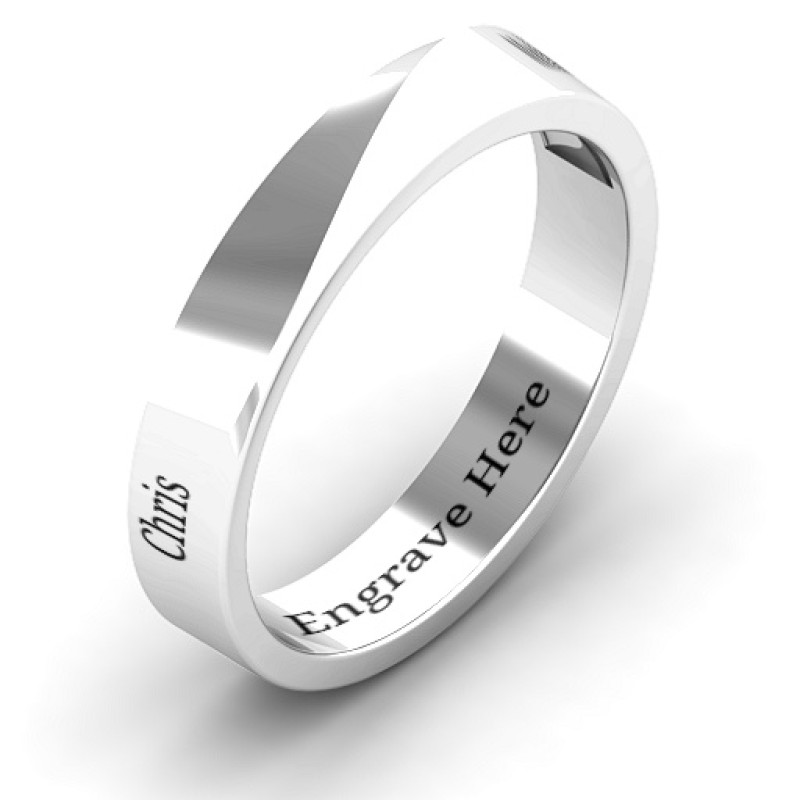 Ridge Diagonal Peak Women's Personalised Ring Detail Ridge Diagonal Peak women's personalised ring detail