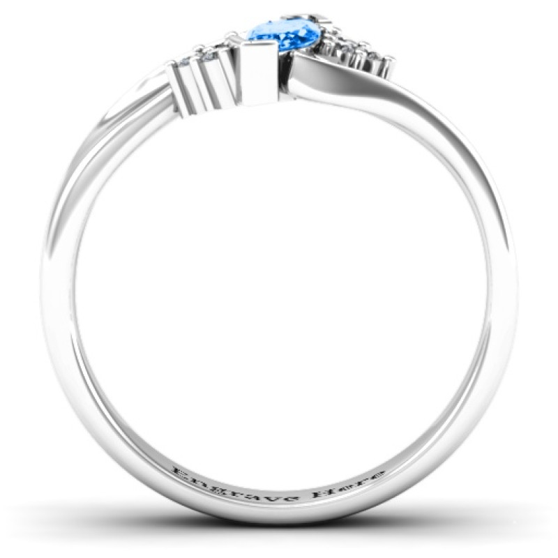Twisted marquise ring with shoulder accent stones