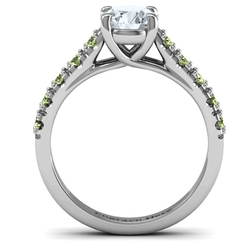 Vintage Diana Ring Vintage Diana Ring product image with round centre stone and side stones