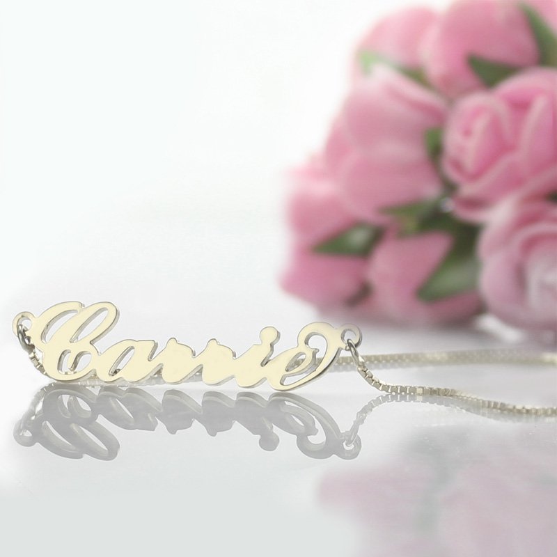 Personalised Carrie name necklace product image