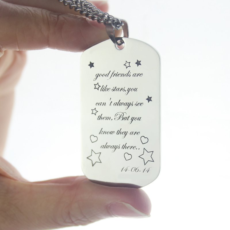 Personalised dog tag name necklace detail
