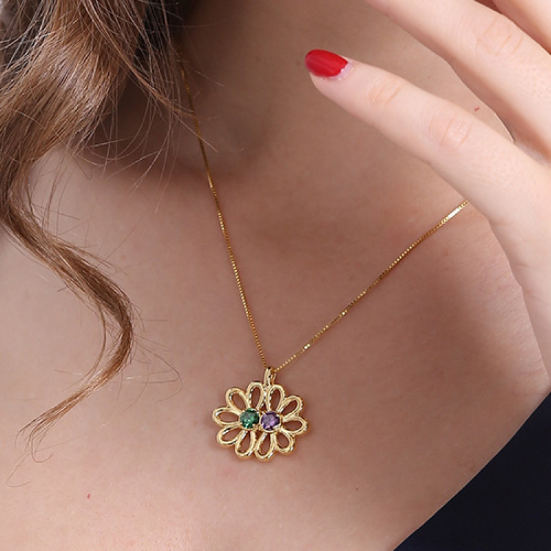 Double Flower Pendant Detail Personalised double flower pendant detail