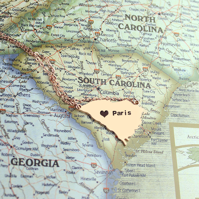 South Carolina state-shaped heart name necklace detail view