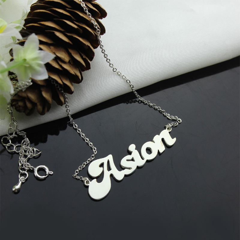 Personalised 18ct solid white gold BANANA font name necklace