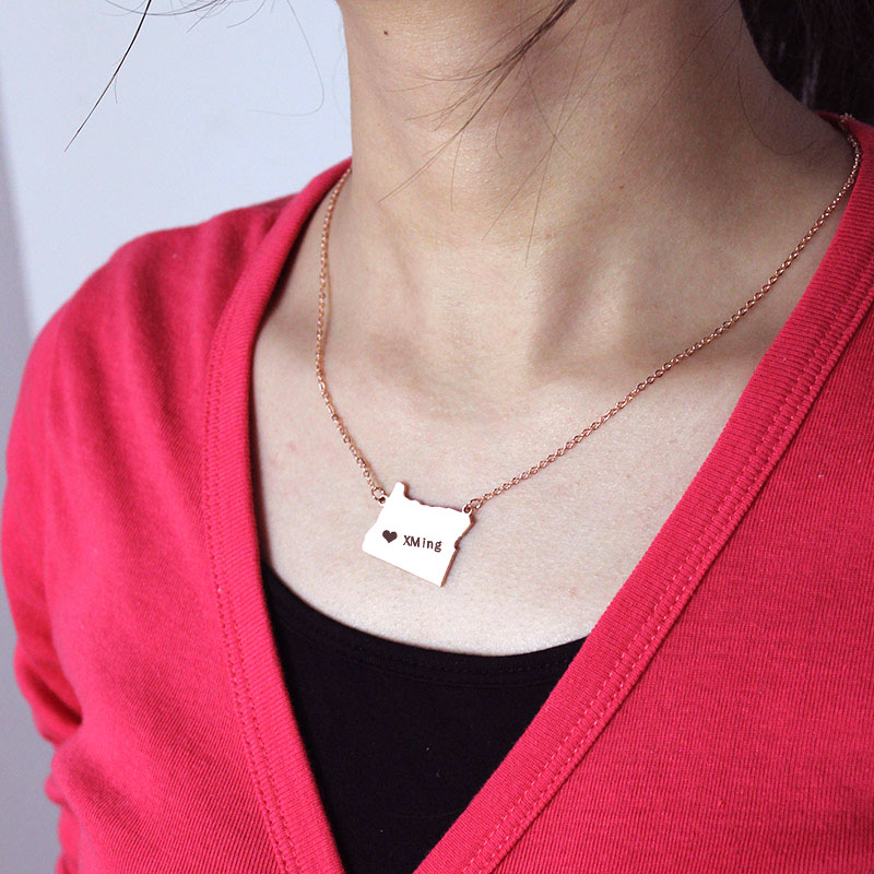 Rose gold state map heart name necklace detail
