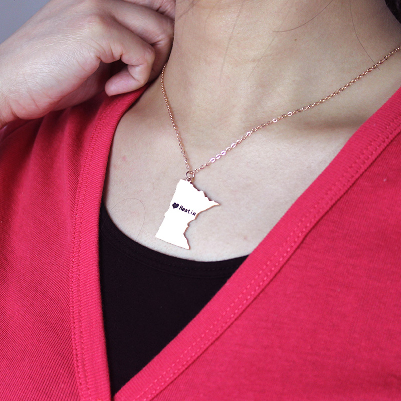 Minnesota state-shaped name necklace with heart detail