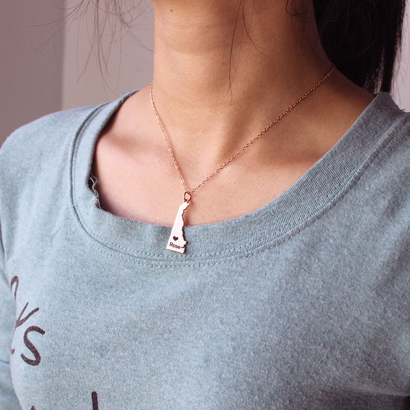 Delaware State Heart Name Necklace Custom Delaware state-shaped heart name necklace