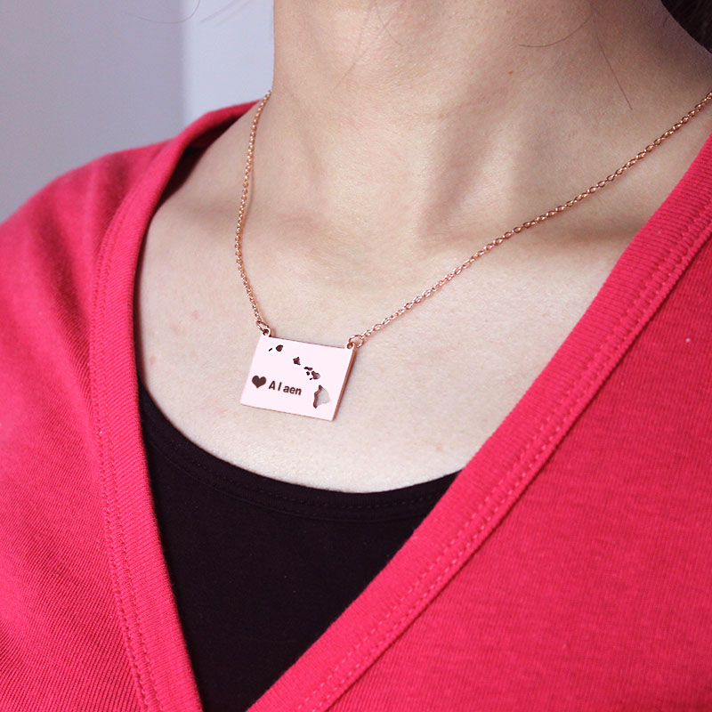 Rose gold colour Hawaii state name necklace