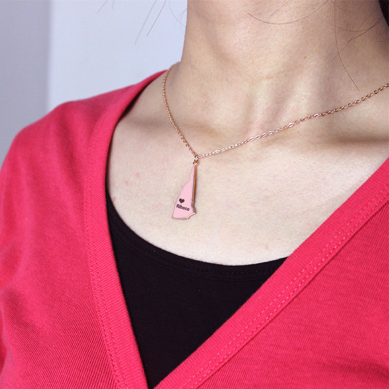 Personalised New Hampshire State Necklace Custom New Hampshire state-shaped heart name necklace with personalised detail