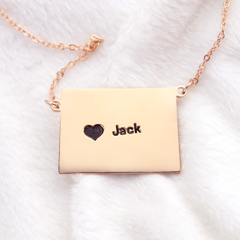 Colorado state-shaped necklace with heart name detail
