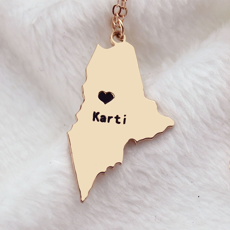 Maine state-shaped custom name necklace
