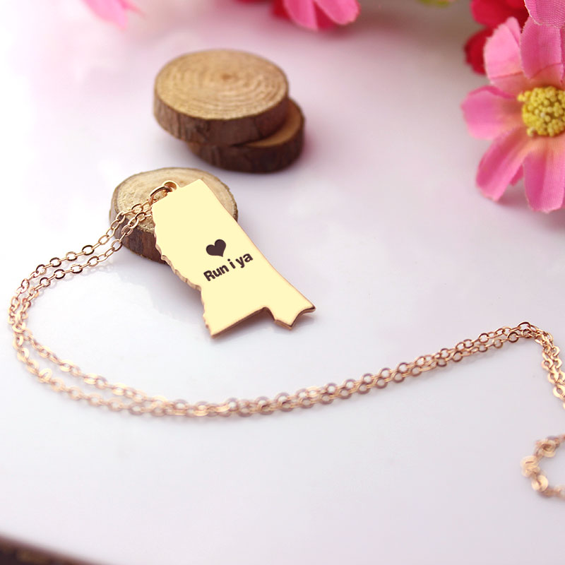 Rose gold-colour Mississippi heart name necklace product view