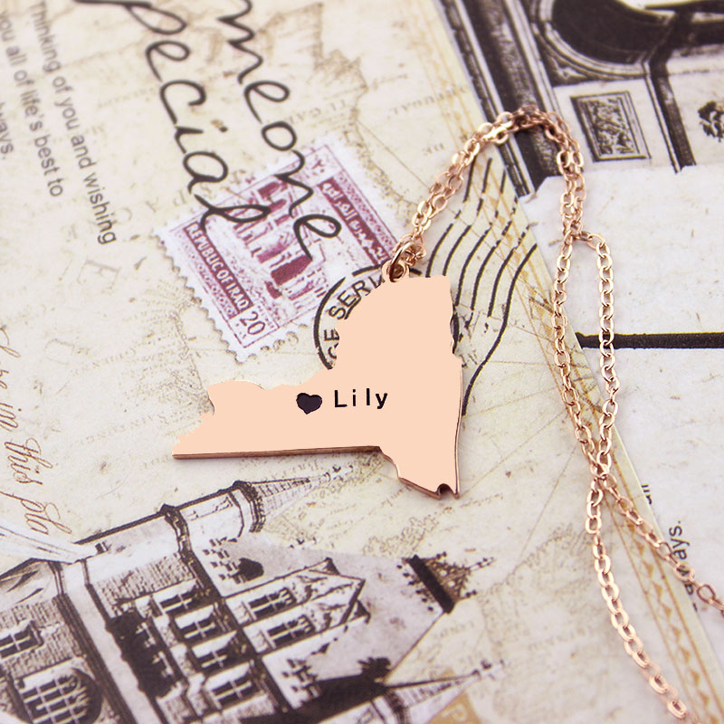 Personalised New York state-shaped heart name necklace product image