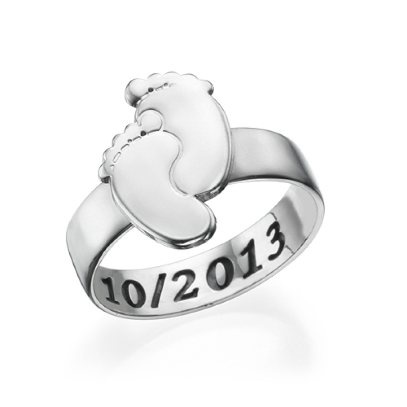 Engraved baby feet ring
