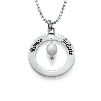 Engraved Classic Circle Necklace with Birthstones Engraved Classic Circle Necklace with Birthstones