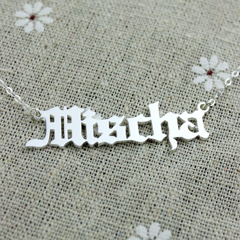 Men's nameplate necklace image