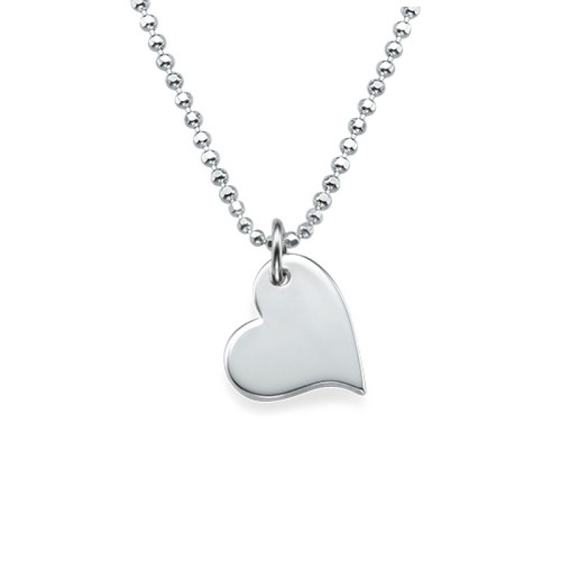 Mother and daughter cut-out heart necklace set with heart pendants