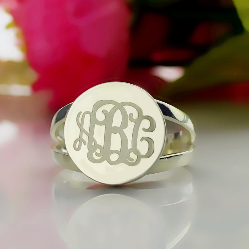 Personalised jewellery design example