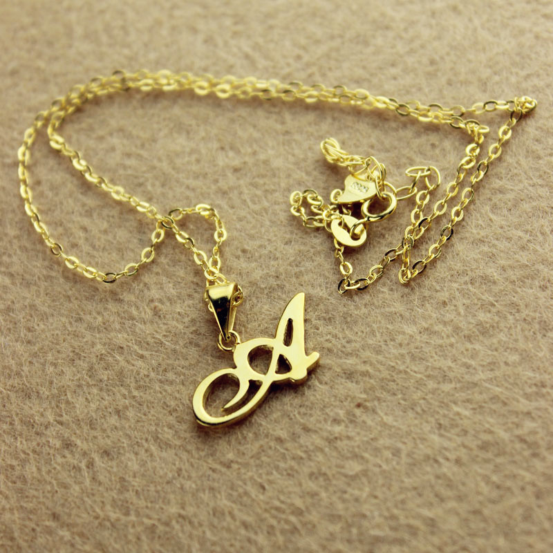 Christina Applegate Initial Necklace Christina Applegate initial necklace product image