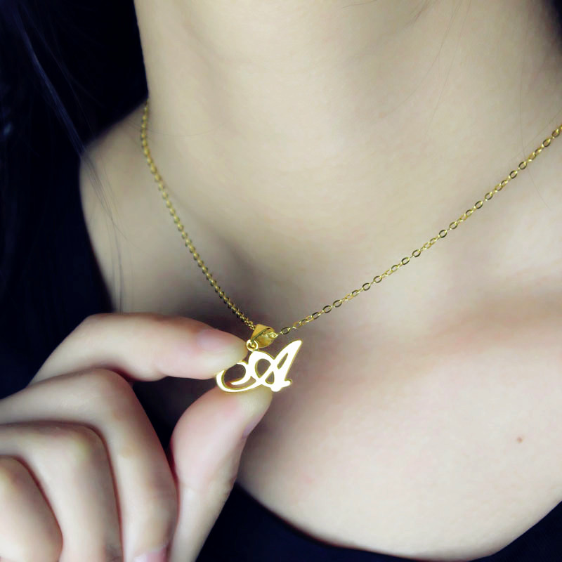 Christina Applegate Initial Necklace Christina Applegate initial necklace product image