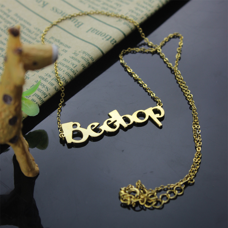 Unique personalised nameplate necklace design