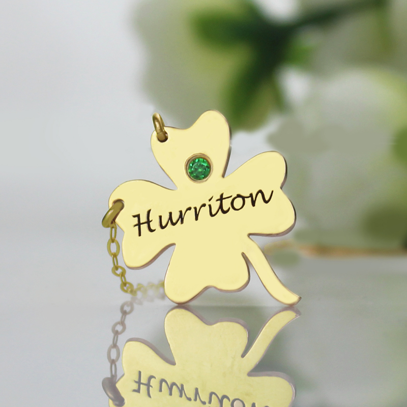 Four-leaf clover name necklace gallery image