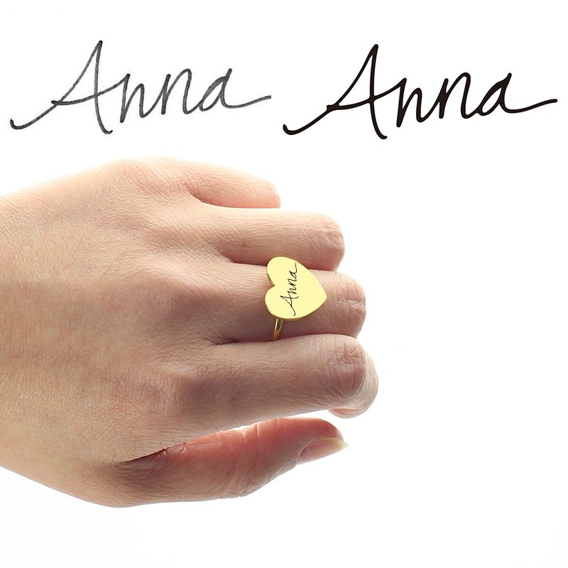 Personalised heart signature signet ring detail