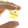 Four-leaf clover name necklace detail image