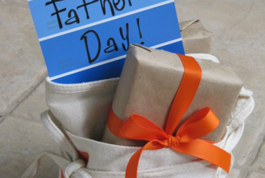How to choose best personalised gifts for father' day