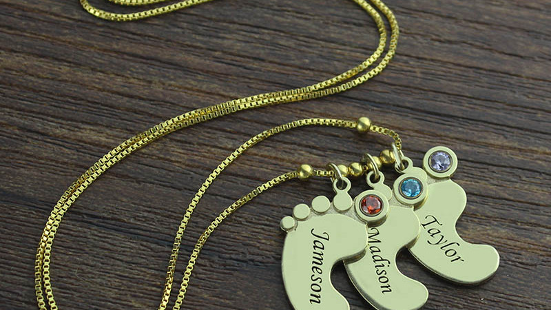 Gift personalised necklace with childrens names this season to your wife