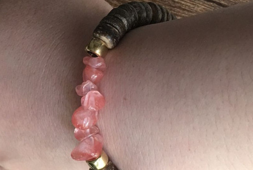 Choose unusual birthday gifts for her and make the Idea special