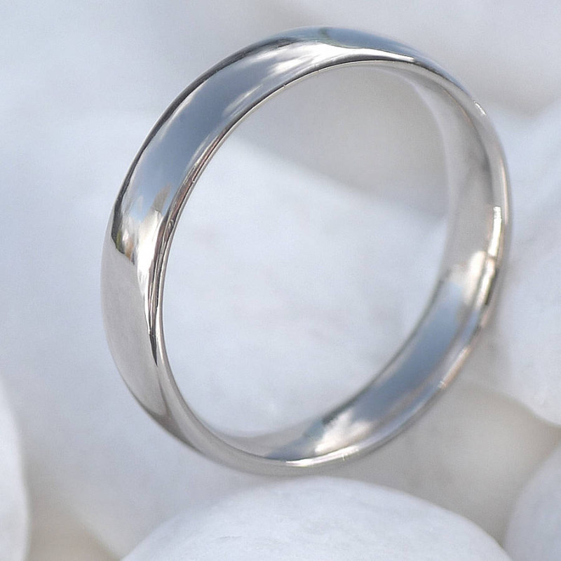 4mm comfort-fit wedding ring