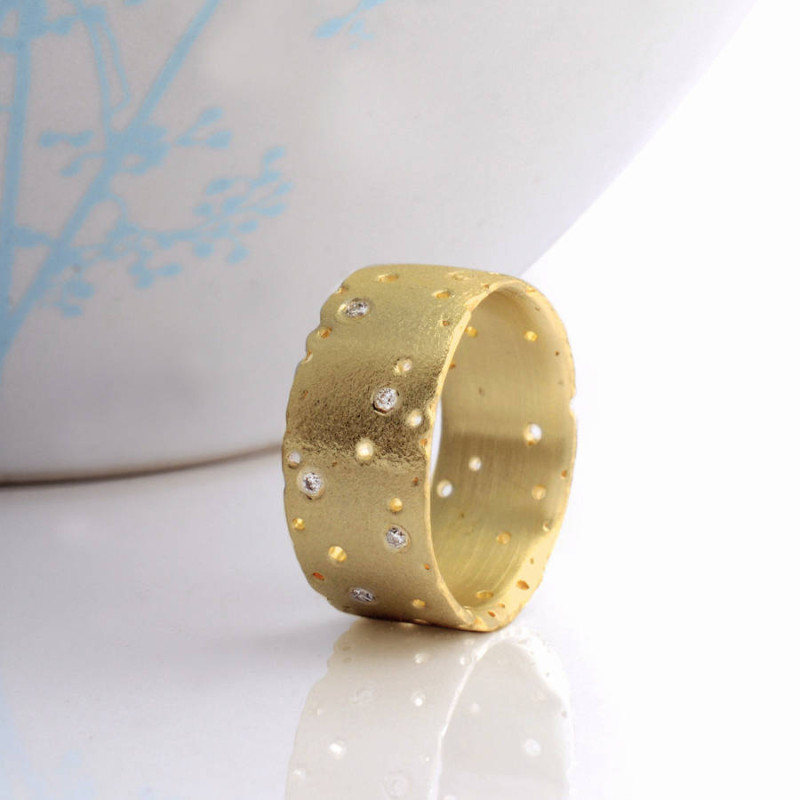 Handmade Diamond Ring with 12 Diamonds Handmade diamond ring with twelve diamonds