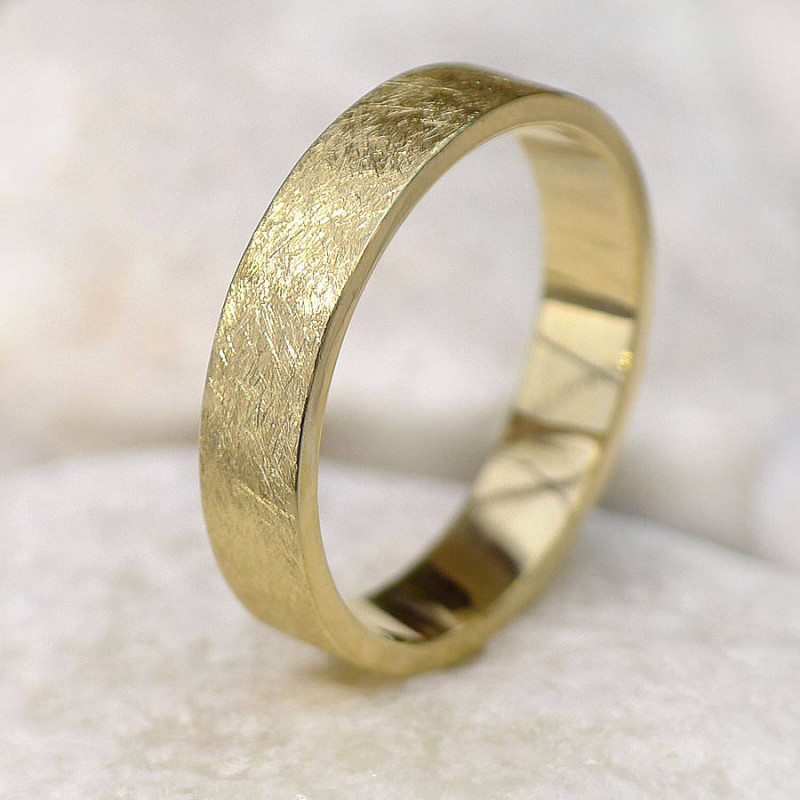 Men’s 5 mm wedding ring with urban finish