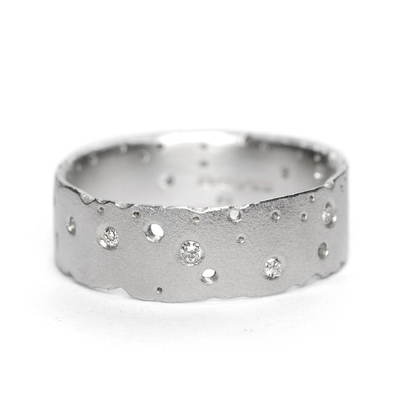 Diamond ring product view
