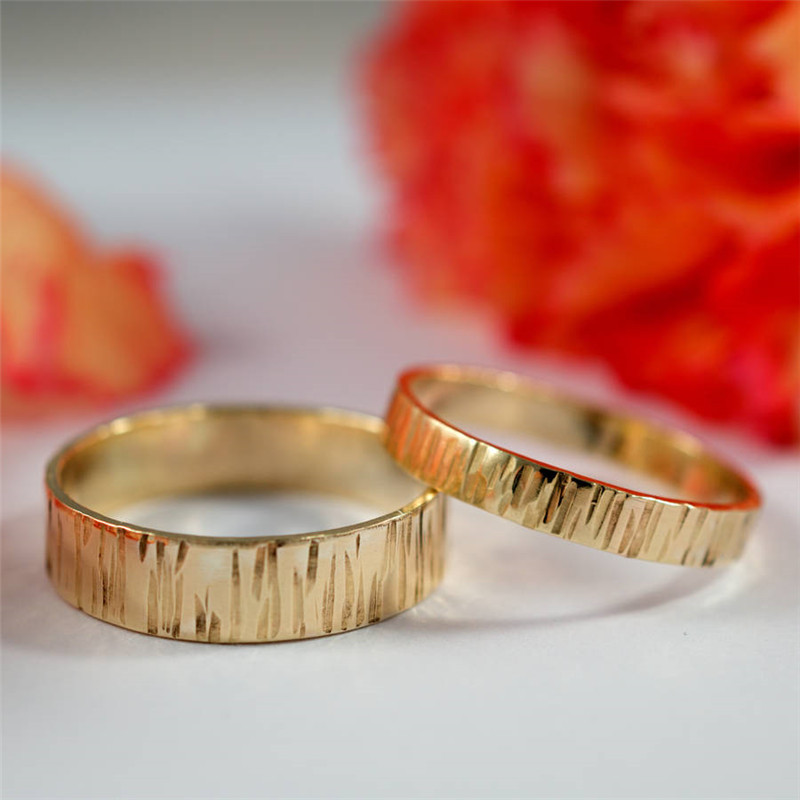 Bark effect ring pair view