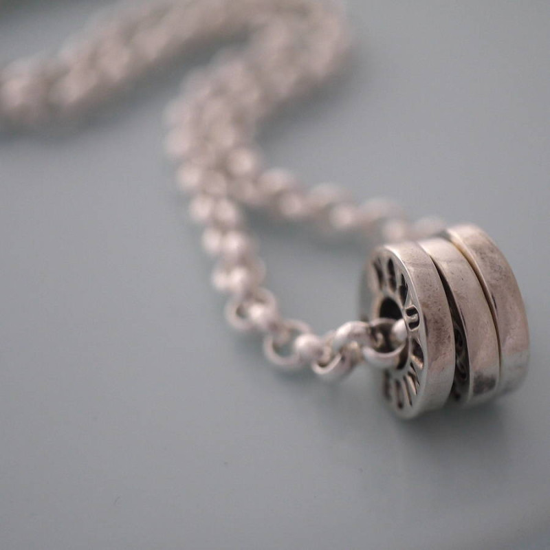 Chunky Washer Necklace Chunky washer necklace product view
