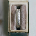 Gents fish scale pattern wedding ring
