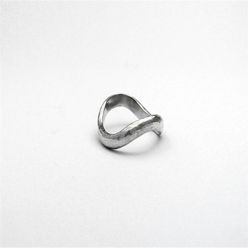 Infinity wedding ring in sterling silver