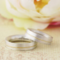 Medium sterling silver ring with 18ct gold detail