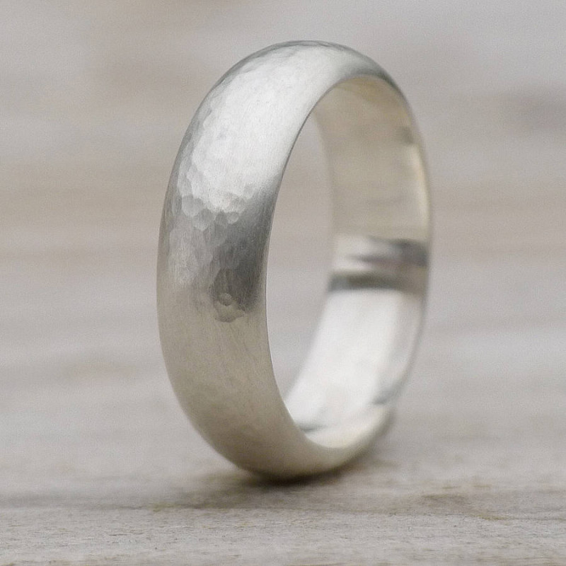 Close view of the men's hammered ring